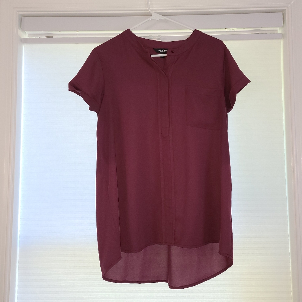 Simply Vera Wang shirt